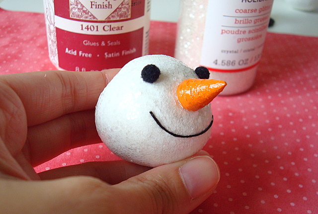 How to Make a Small Snowman Hat 